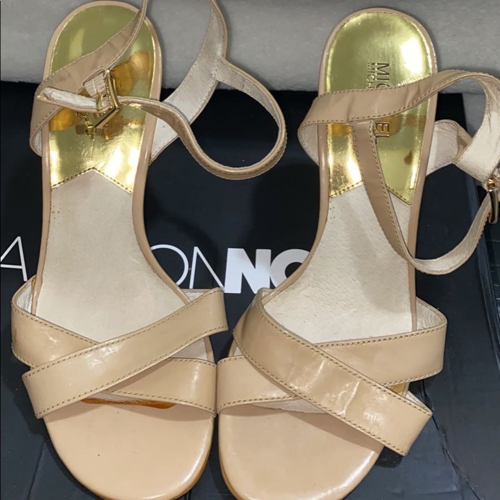 Michael kors tan and gold